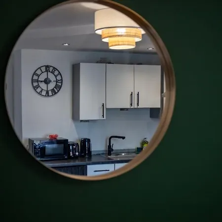 Apartment Modern 2-bed In Leeds Centre Leeds (West Yorkshire)