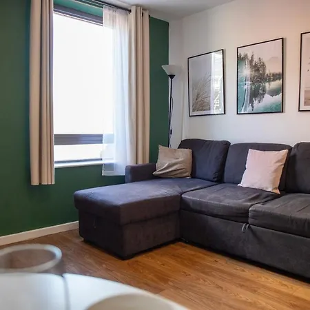 Apartment Modern 2-bed In Leeds Centre *